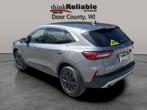 Used 2023 Ford Escape Active AWD/4WD image 3