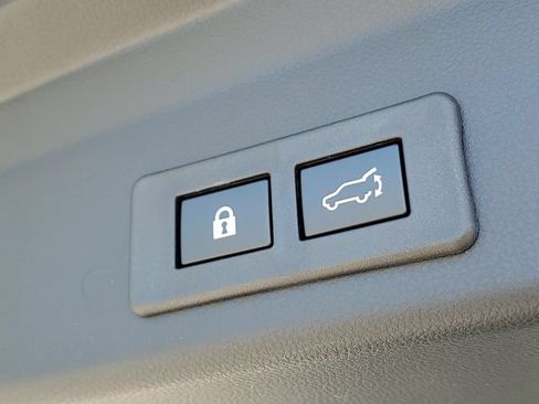 New 2026 Subaru Ascent Limited AWD/4WD image 9