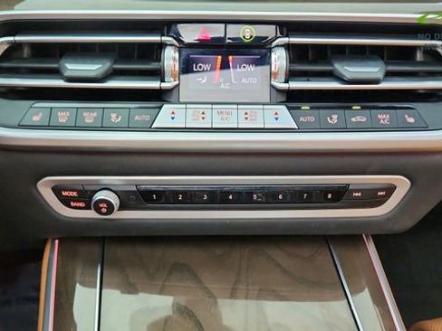 Used 2023 BMW X5 xDrive40i w/ M Sport Package AWD/4WD image 47