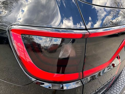 Used 2021 Dodge Durango SRT w/ Technology Group AWD/4WD image 27