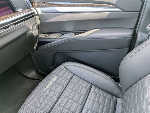 Certified 2026 Cadillac Escalade Platinum Sport AWD/4WD image 19