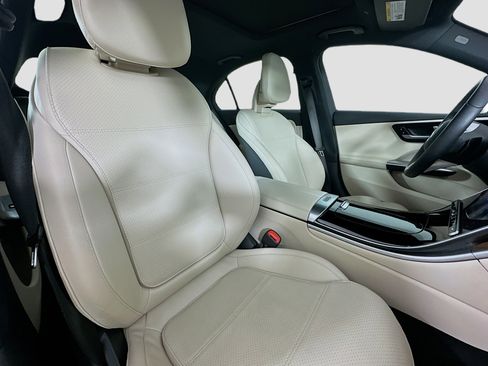 Certified 2024 Mercedes-Benz C 300 4MATIC Sedan image 37