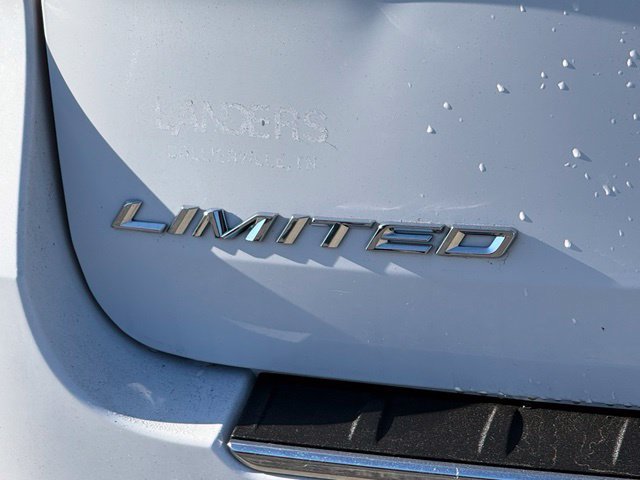 Used 2021 Ford Explorer Limited w/ Equipment Group 301A AWD/4WD image 7
