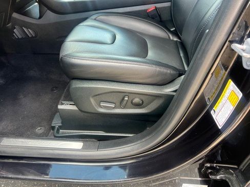 Used 2022 Ford Edge Titanium AWD/4WD image 11