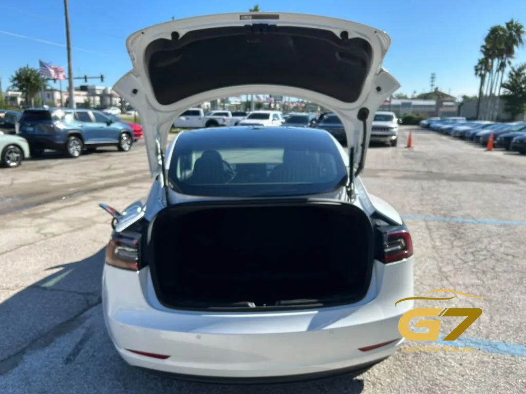Used 2019 Tesla Model 3 Mid Range RWD image 19