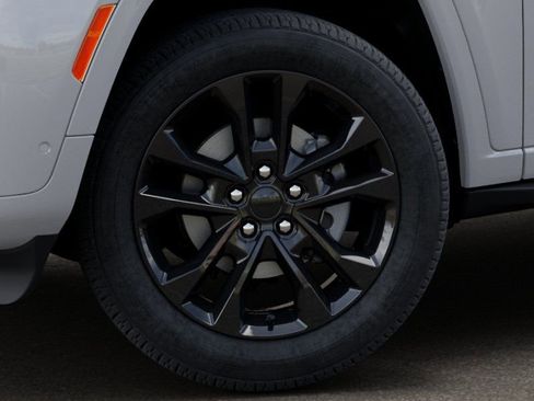 New 2026 Jeep Grand Cherokee Limited image 8