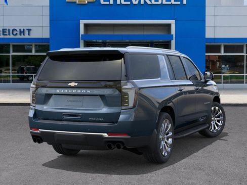 New 2025 Chevrolet Suburban Premier image 28