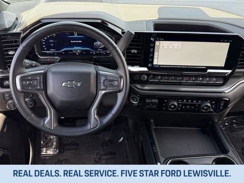 Used 2024 Chevrolet Silverado 2500 ZR2 w/ Technology Package image 10