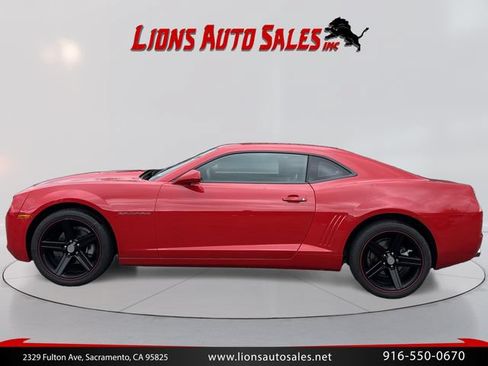 Used 2010 Chevrolet Camaro LT RWD image 8