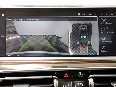 Used 2021 BMW X6 xDrive40i w/ Premium Package image 12