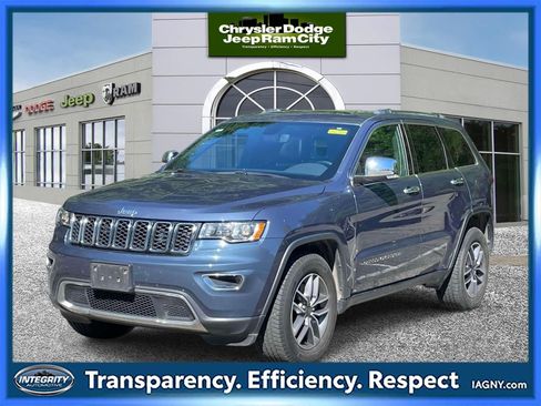 Used 2021 Jeep Grand Cherokee Limited AWD/4WD image 1