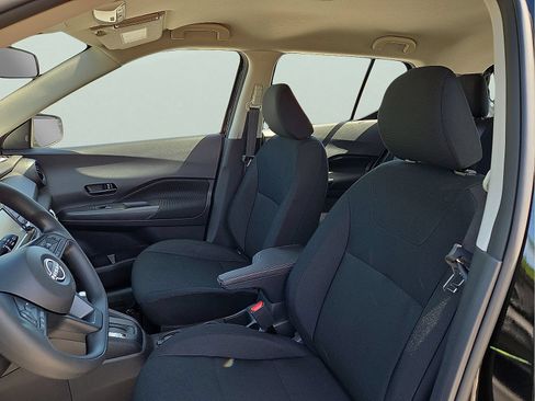 Used 2025 Nissan Kicks Play S FWD image 12