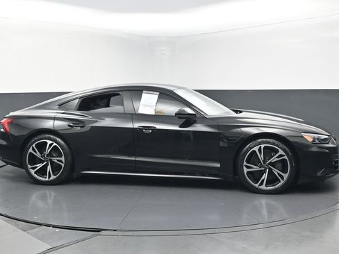 Used 2022 Audi e-tron GT Premium Plus w/ Performance Package image 6