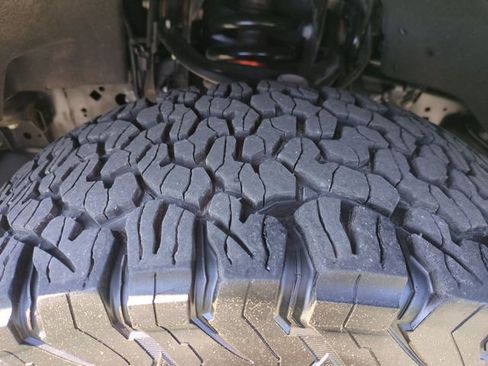 Used 2023 Ford F150 Raptor AWD/4WD image 11