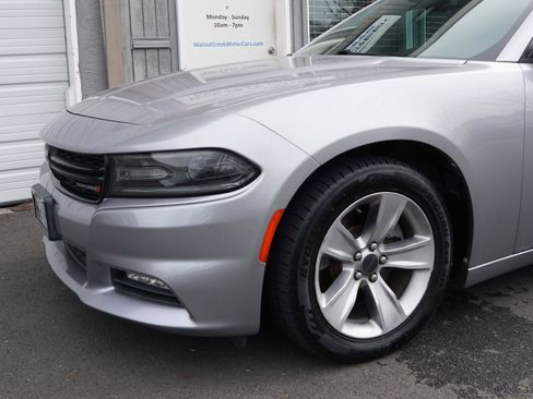 Used 2016 Dodge Charger SXT image 20