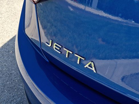 Used 2024 Volkswagen Jetta SEL FWD image 30