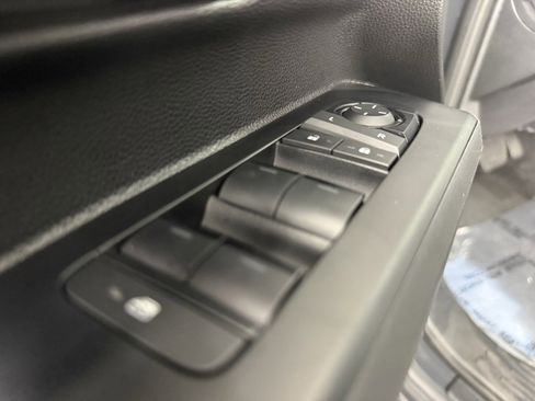 Used 2025 Toyota Tacoma Trailhunter image 14