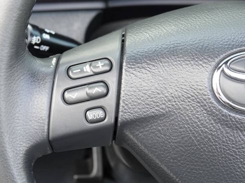 Used 2006 Toyota Solara SE FWD image 70