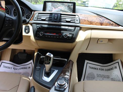 Used 2013 BMW 328i xDrive Sedan AWD/4WD image 38
