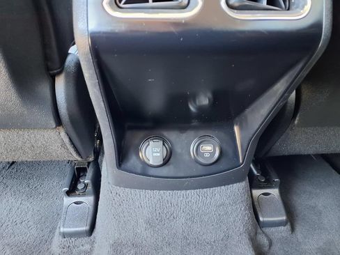 Certified 2023 Kia Sorento EX w/ Panoramic Sunroof Package FWD image 14