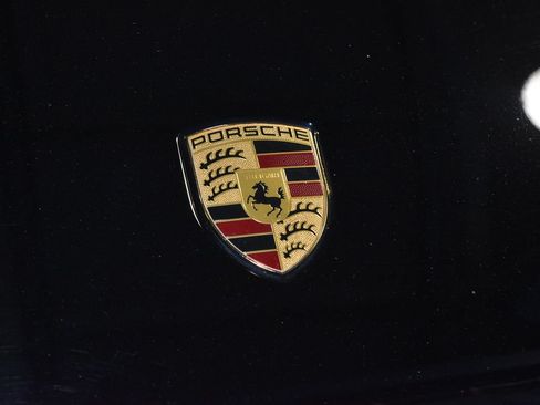 Used 2023 Porsche Macan Turbo AWD/4WD image 26