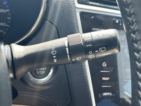 Used 2018 Subaru Outback 2.5i Limited AWD/4WD image 34