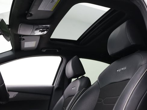 Used 2021 Kia Forte GT-Line w/ GT-Line Premium Package FWD image 5