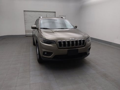 Used 2019 Jeep Cherokee Latitude w/ Popular Appearance Group image 14