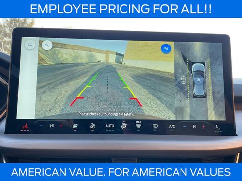 New 2026 Ford Escape SE w/ PHEV Premium Package FWD image 12