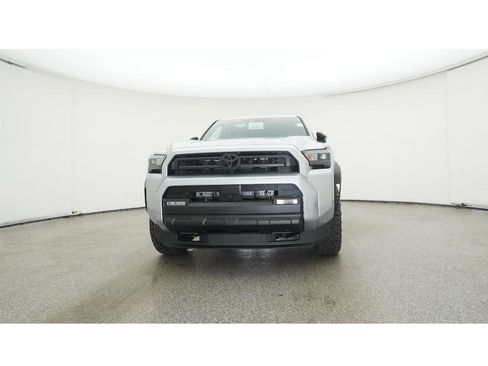 New 2025 Toyota 4Runner SR5 image 31