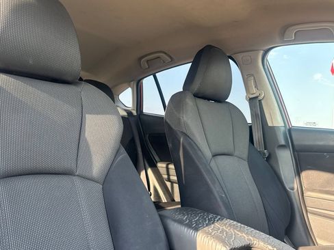 Used 2018 Subaru Crosstrek 2.0i AWD/4WD image 31