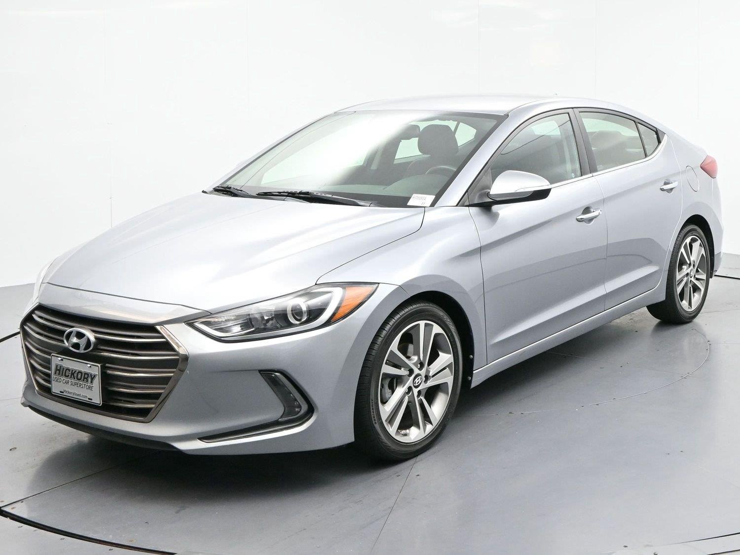 Used 2017 Hyundai Elantra Limited FWD image 3