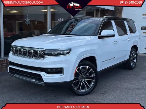 Used 2022 Jeep Grand Wagoneer Series III image 1