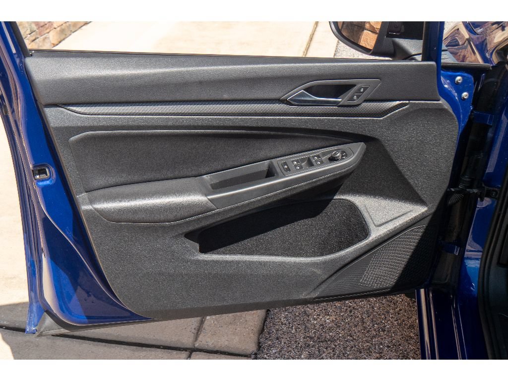 Used 2024 Volkswagen Golf R AWD/4WD image 10