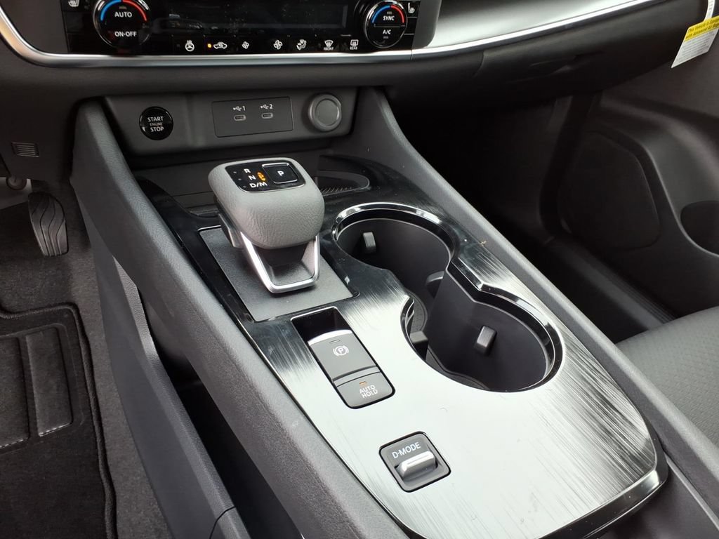 New 2026 Nissan Rogue Dark Armor FWD image 11