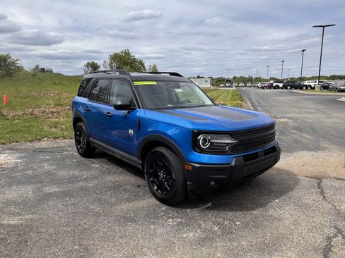 New 2025 Ford Bronco Sport Big Bend w/ Convenience Package AWD/4WD image 2