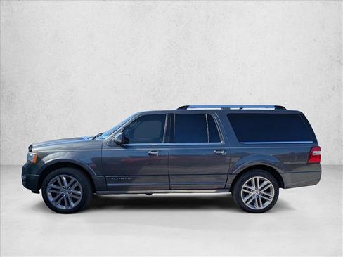 Used 2017 Ford Expedition EL Platinum image 8