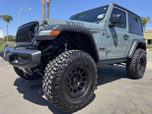 Used 2024 Jeep Wrangler Sport AWD/4WD image 13