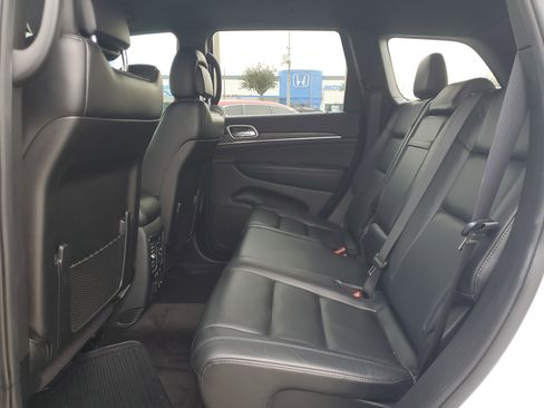 Used 2019 Jeep Grand Cherokee Limited w/ Trailer Tow Group IV image 15