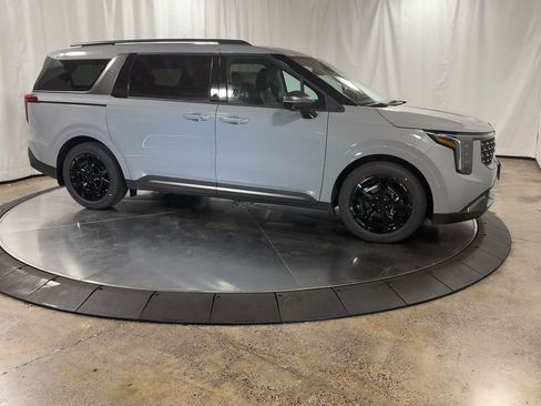 New 2026 Kia Carnival SX Prestige image 3