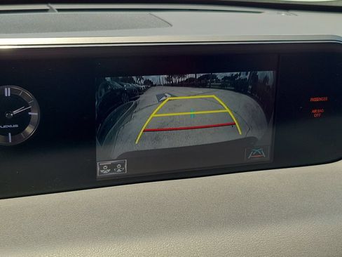 Used 2019 Lexus UX 200 F Sport w/ F Sport Premium Package FWD image 32