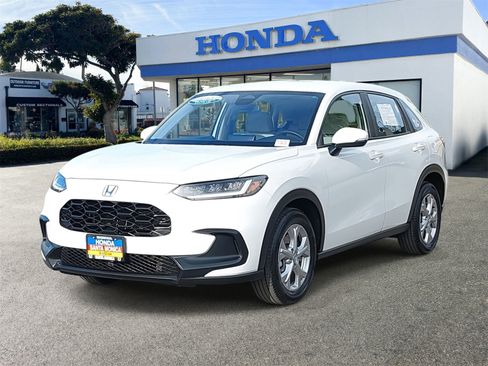 Certified 2023 Honda HR-V LX image 1