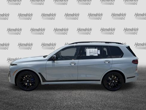 Used 2026 BMW X7 xDrive40i w/ M Sport Package image 6