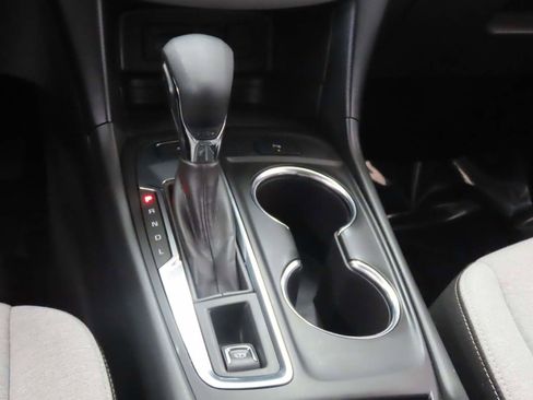 Certified 2024 Chevrolet Equinox LT image 12