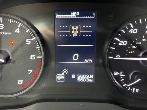 Certified 2025 Subaru Impreza 2.0i image 17