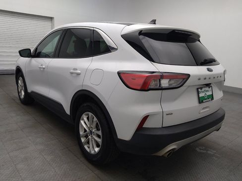 Used 2020 Ford Escape SE image 5