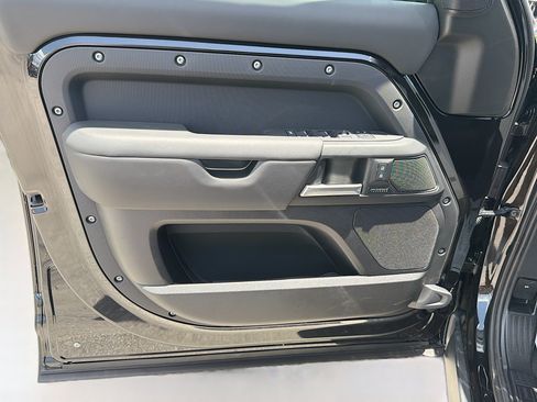 New 2026 Land Rover Defender 110 X-Dynamic SE AWD/4WD image 20