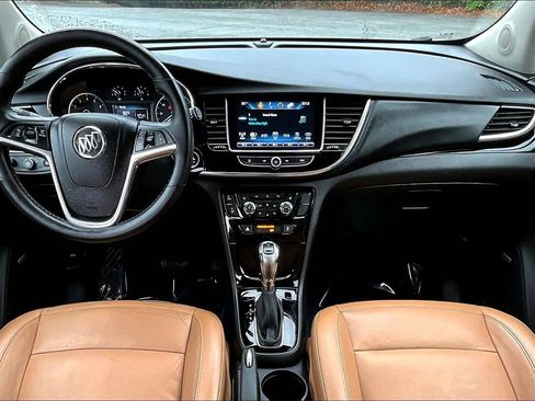 Certified 2018 Buick Encore Premium w/ Experience Buick Package image 8