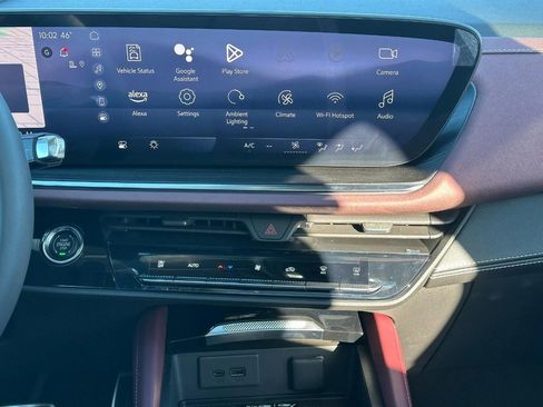 New 2025 Buick Envision Sport Touring image 8