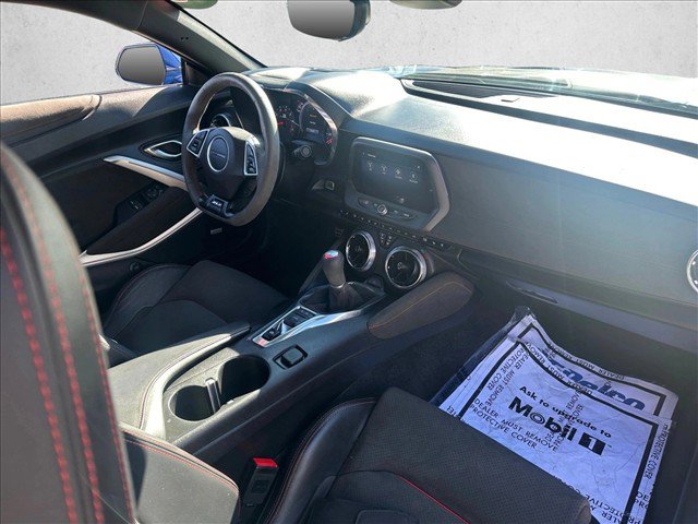 Used 2019 Chevrolet Camaro ZL1 RWD image 26